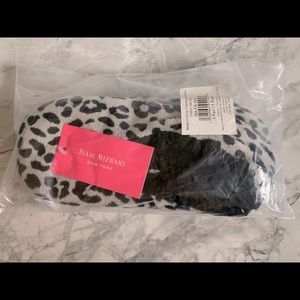 NWT Isaac Mizrahi Sherpa Lined Animal Print Fuzzy Slipper Socks